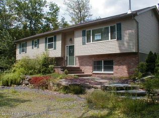 122 White Birch Ln, Lake Ariel, PA 18436