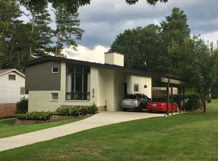 2213 Leafmore Dr, Decatur, GA 30033