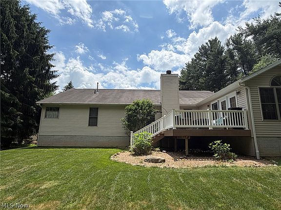 3rd image of 1299 Sheri Dr