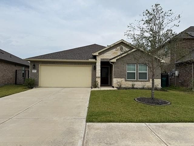 1st image of 1403 Cascade Hills Dr