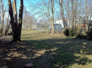 9205 Prospect St, Lyndon, KY 40242