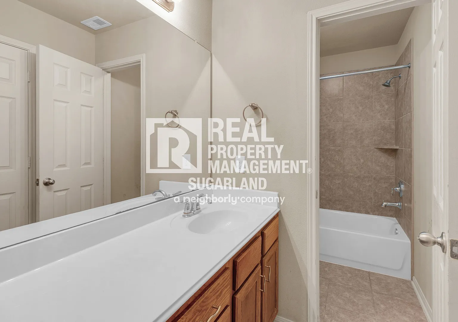 Charming One-Story Home in Riverstone Missouri City, TX — Photo 3