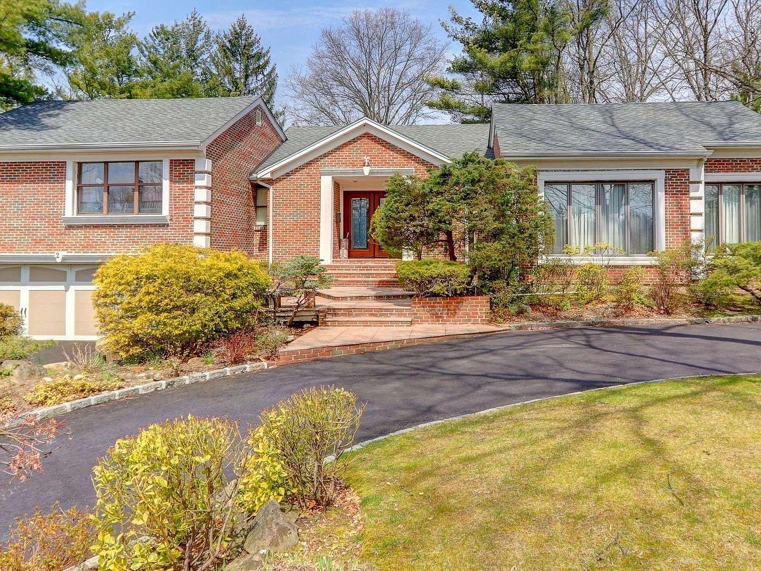 2 Woods Drive, Roslyn, NY 11576 Zillow