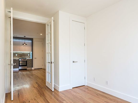 2nd image of 869 Park Ave APT 2