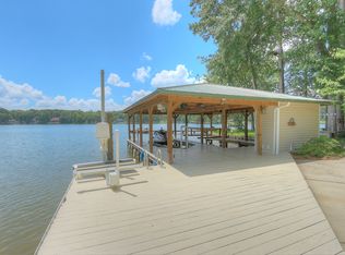 181 Lakecrest Dr NE, Milledgeville, GA 31061
