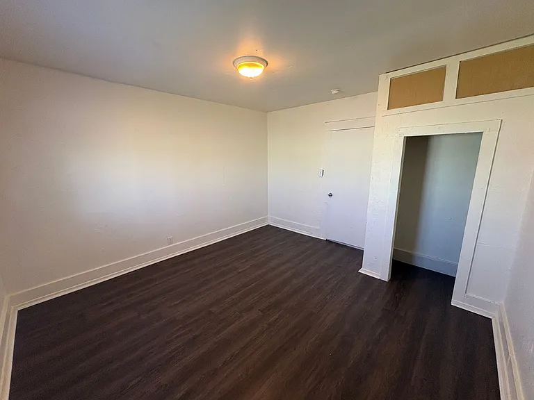 10596 Lewis Dr — Photo 15