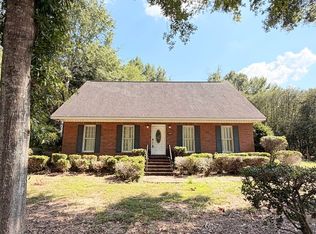 1180 E University Dr, Auburn, AL 36830