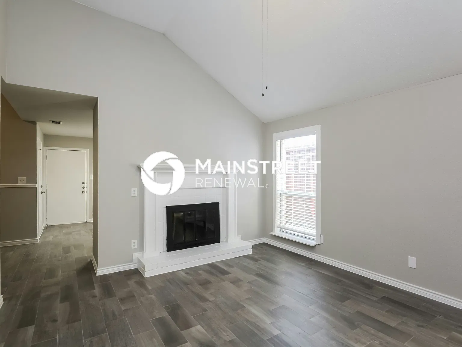 1420 Paintbrush St — Photo 3