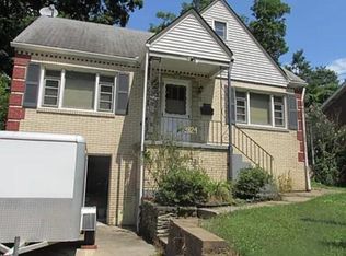 2324 Potomac Ave, Pittsburgh, PA 15216