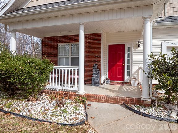 3rd image of 5912 Almond Rd