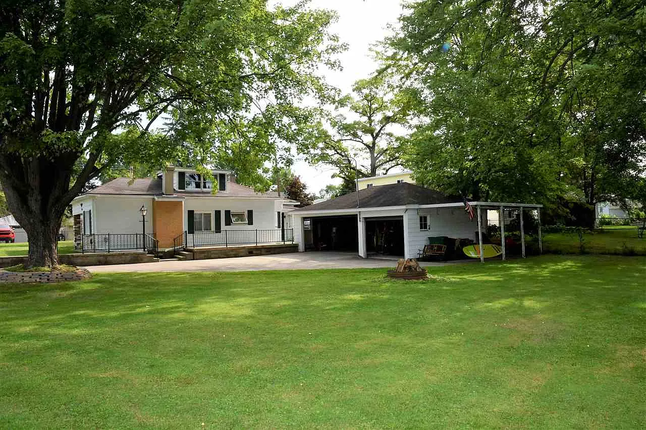 193 Revilo Rd photo 1