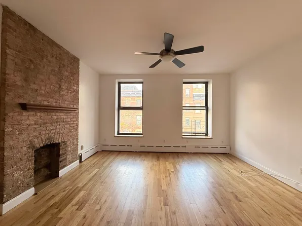 258 West 123rd Street image 3 of 13