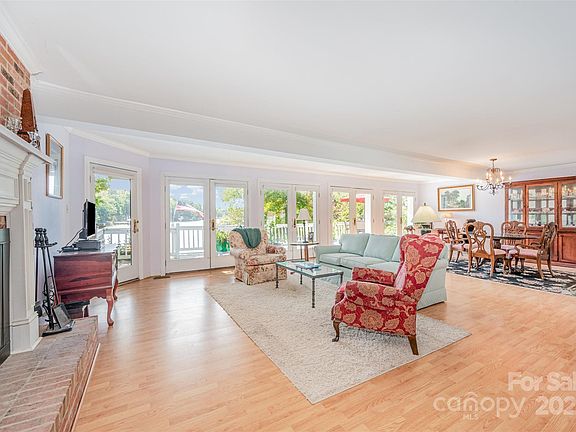 5th image of 17333 Saranita Ln