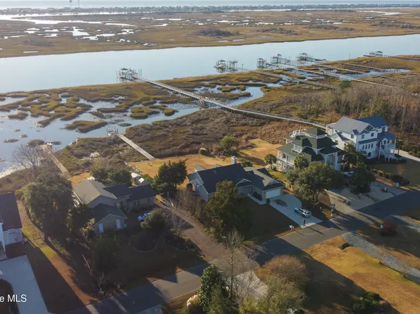 119 Sound View Drive N, Hampstead, NC 28443