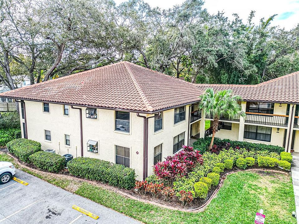 1st image of 2801 Hammock Ct