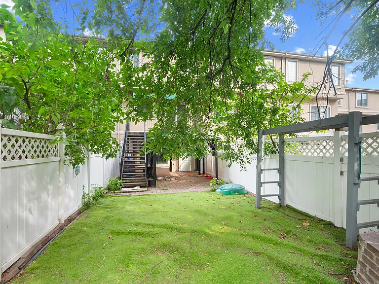 9 Hackensack Plank Rd — Photo 34