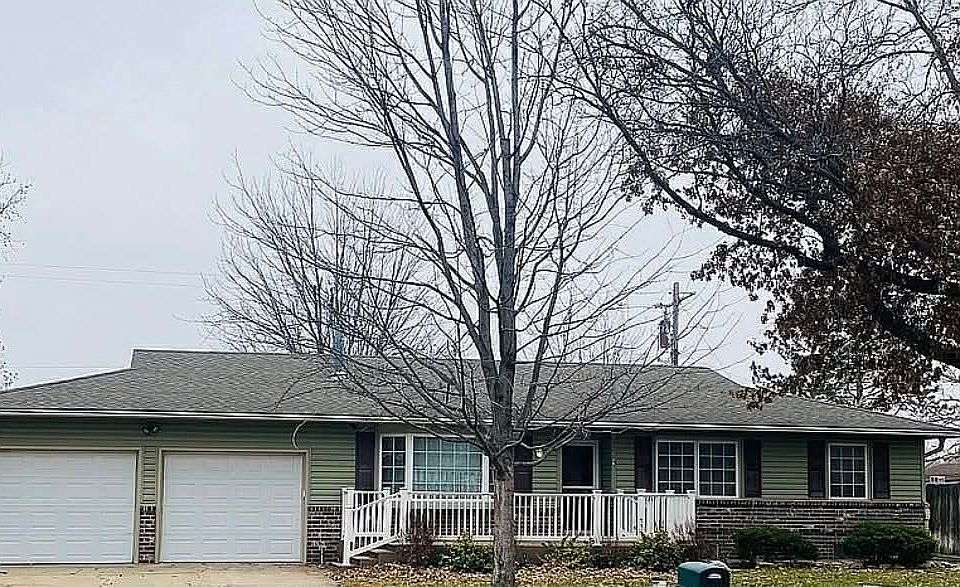 1st image of 924 Boyd Ave