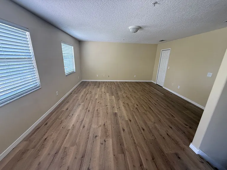 9722 Moss Rose Way — Photo 17