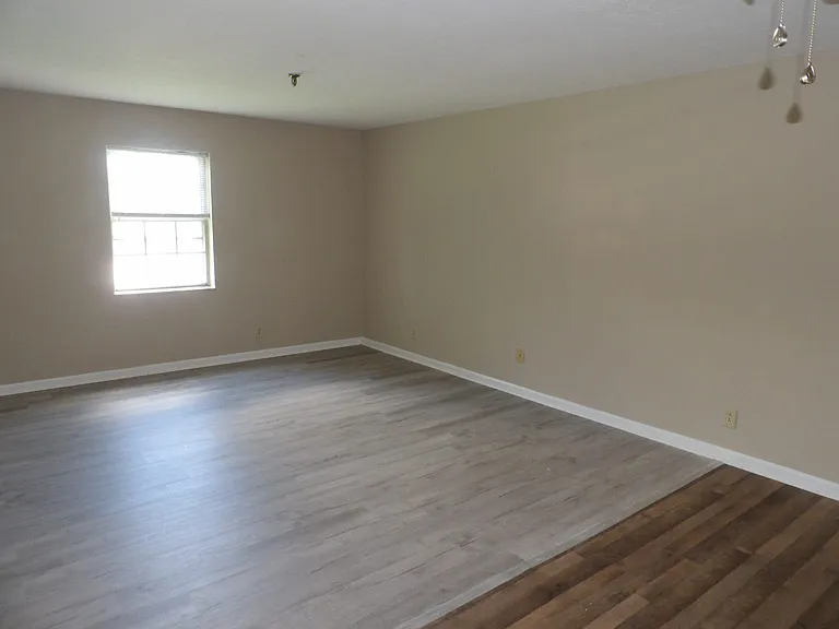 430 Harrodswood Rd #30 — Photo 13