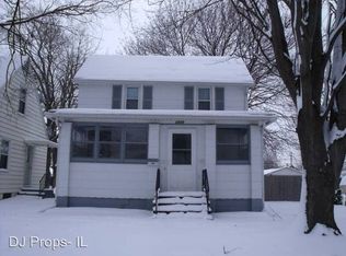 2205 16th St, Rock Island, IL