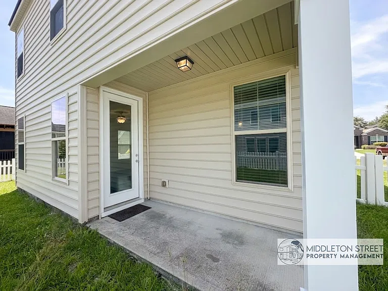 15 Beauregard Ct — Photo 33