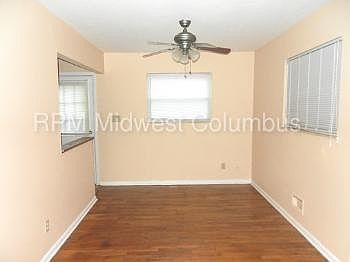 3rd image of 3264 Roswell Dr