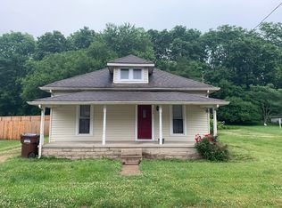 105 N Blue River Dr, Edinburgh, IN 46124