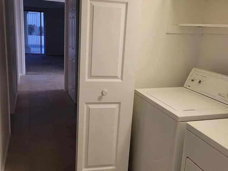 Washer + Dryer
