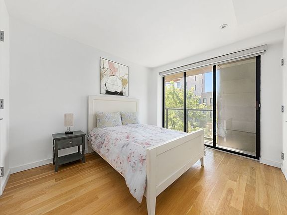 3rd image of 701 Union St #2A