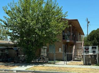 910 K St APT D, Bakersfield, CA 93304
