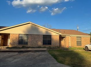 2209 E Main St APT A, Henderson, TX 75652
