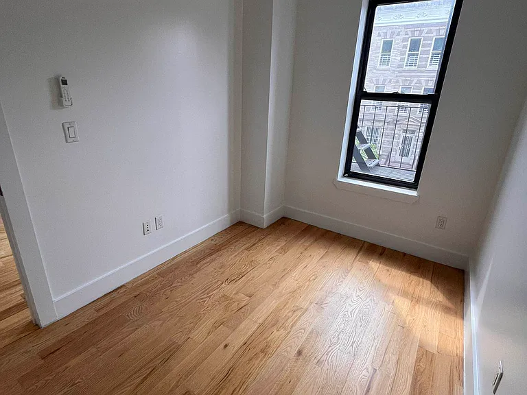 127 Kingston Ave #2R — Photo 10
