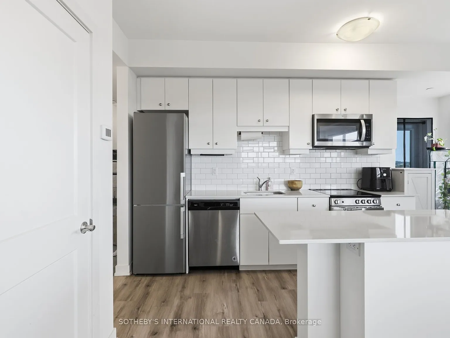 1 bed, $1,995 — Photo 4