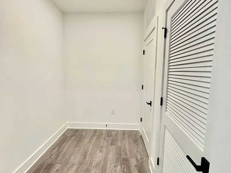 175 Black St W #305 — Photo 19