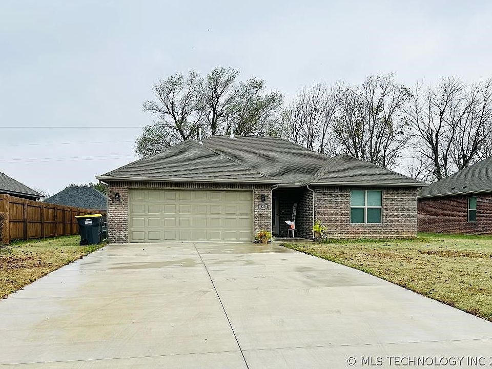 1st image of 14216 Quince St