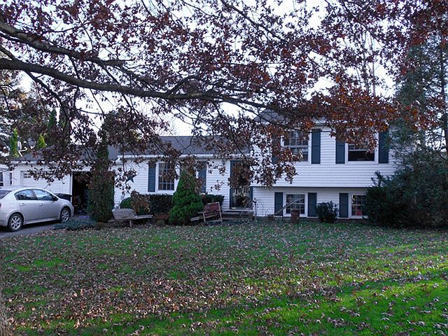 1st image of 2 Angelica Ct