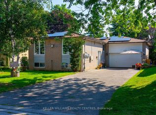 373 Borden Ave, Newmarket, ON L3Y 5C1