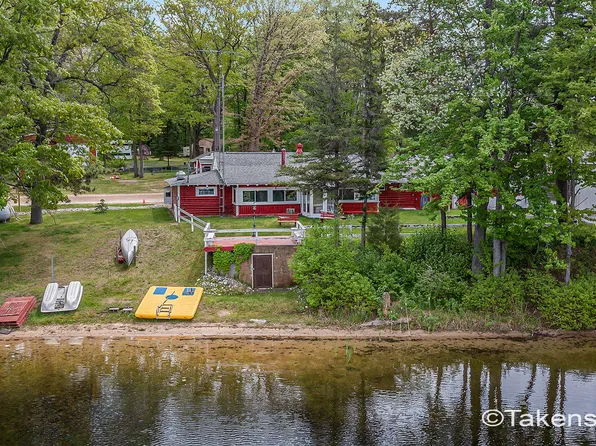 9945 Toohy Trl, Harrison, MI 48625