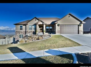 2342 S Cimarron Ave, Saratoga Springs, UT 84045