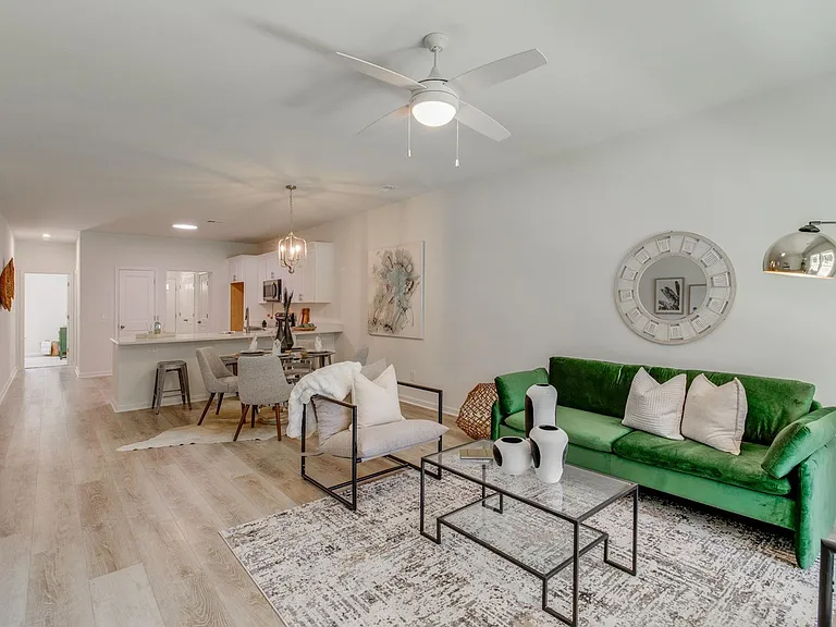 744 S Beltline Blvd — Photo 10