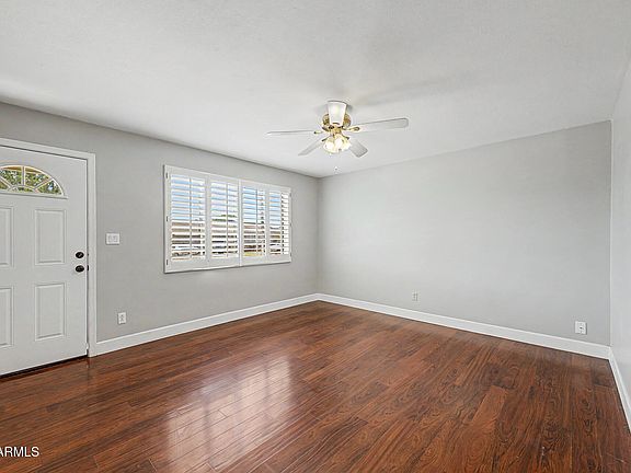 4th image of 1114 E RUTH Avenue