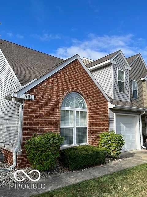 1st image of 501 Fayette Dr