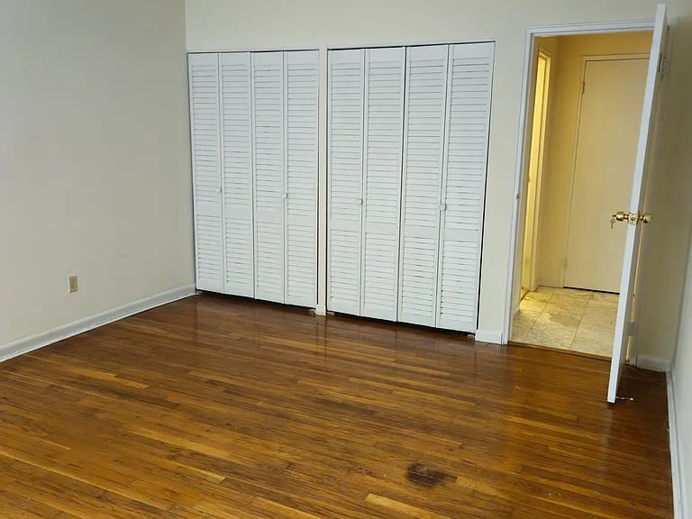 366 Hoover Ave #119 — Photo 6