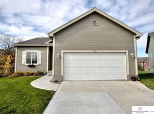 5136 S 195th Cir, Omaha, NE 68135