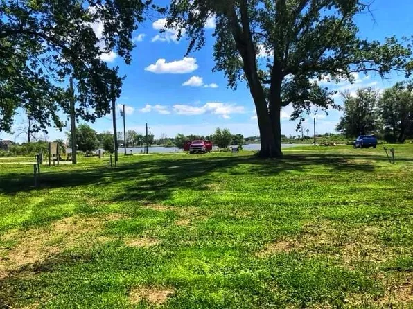 109 Mobile Ln, Craig, MO 64437