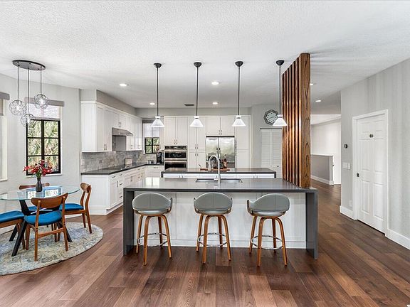 5th image of 2802 Kinsington Circle #27-4