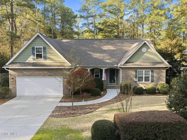290 Pinyon Circle, Pinehurst, NC 28374