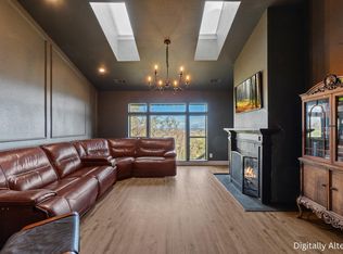 19789 Weide Way, Anderson, CA 96007