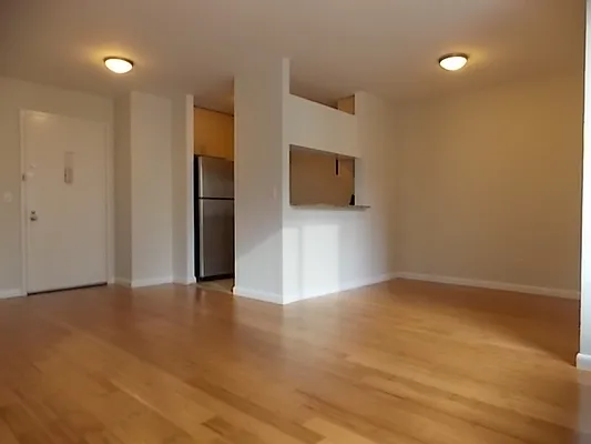 Rented by Stonehenge NYC LLC | media 4