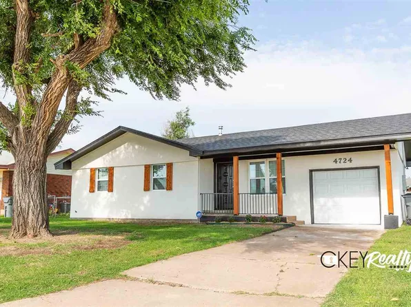 4724 NW Ridgecrest Dr, Lawton, OK 73505